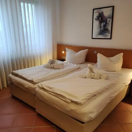 Seeterrassen * Dewichow